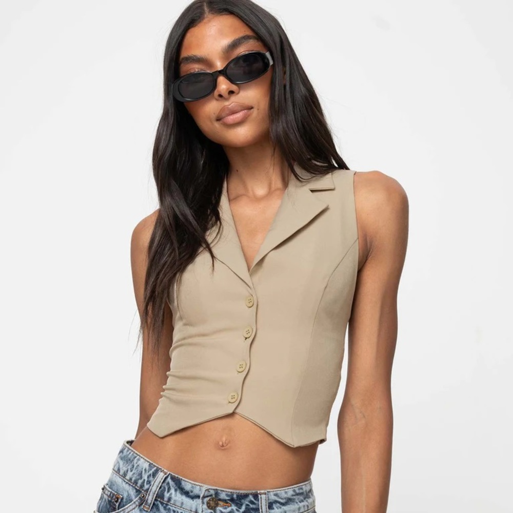 NWOT Taupe Button Up Vest